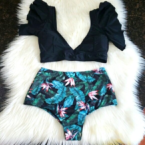 Tropical Black and Green Highwaisted Ruffle Hem Bikini Set - Picture 3 of 5